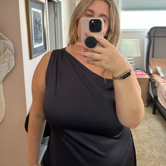 One shoulder column gown - Picture 5 of 8